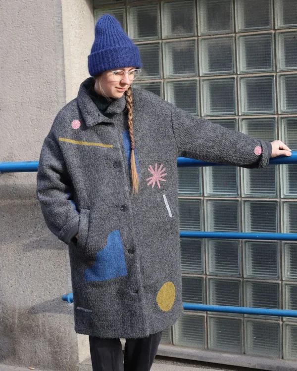 Dark grey coat