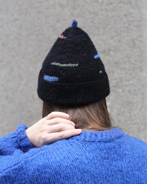 Black wool beanie