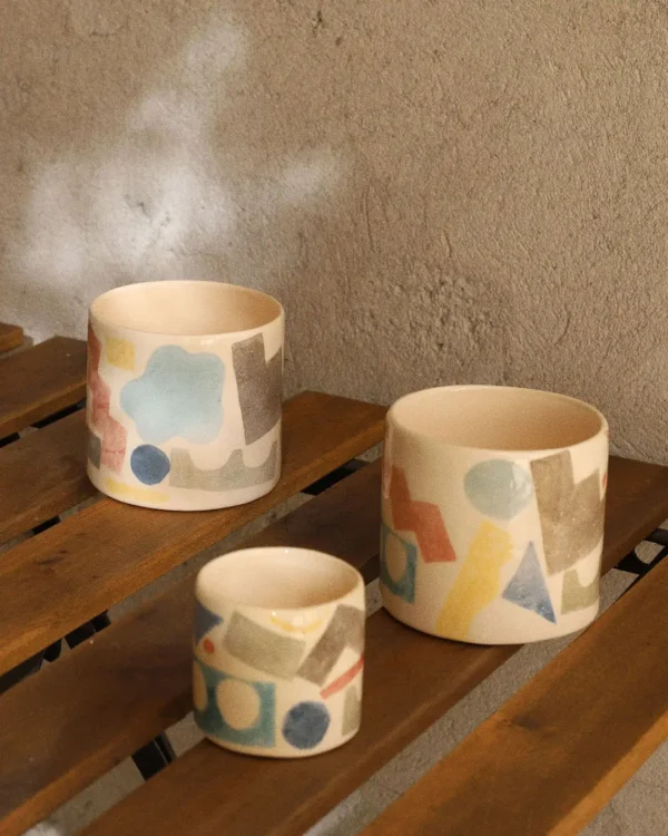 Color shapes cup