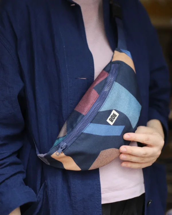 Night blue cuts large waist bag