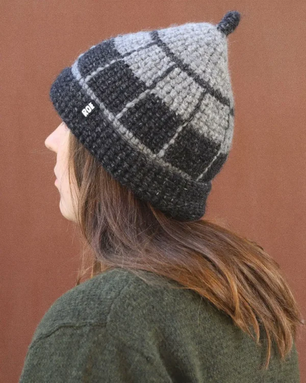 Grey grid wool beanie