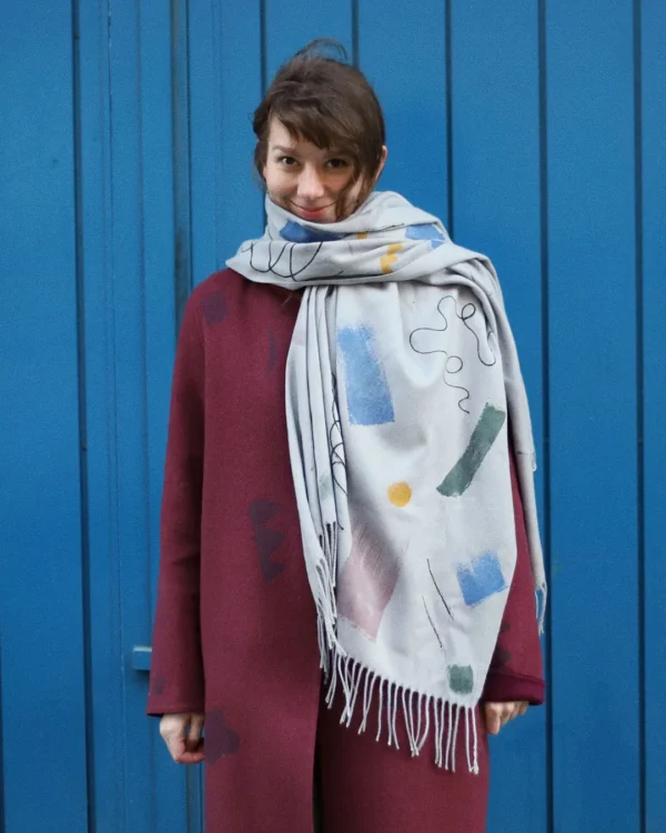 Painting grey scarf