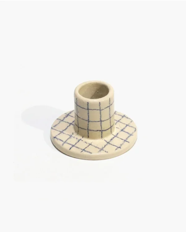 Grid candle holder