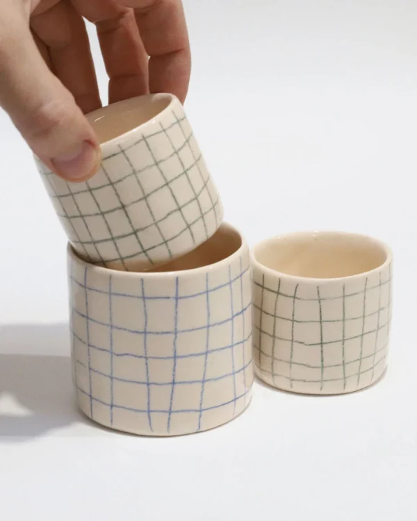 Blue grid cup