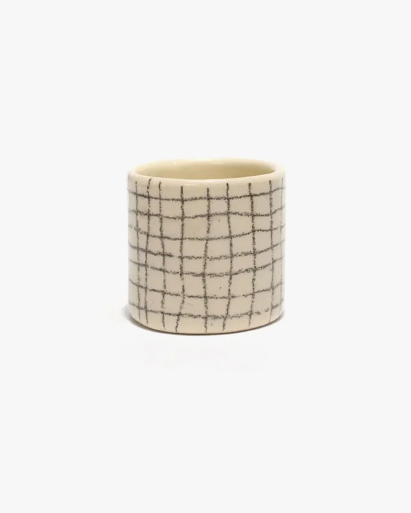 Black grid mini cup
