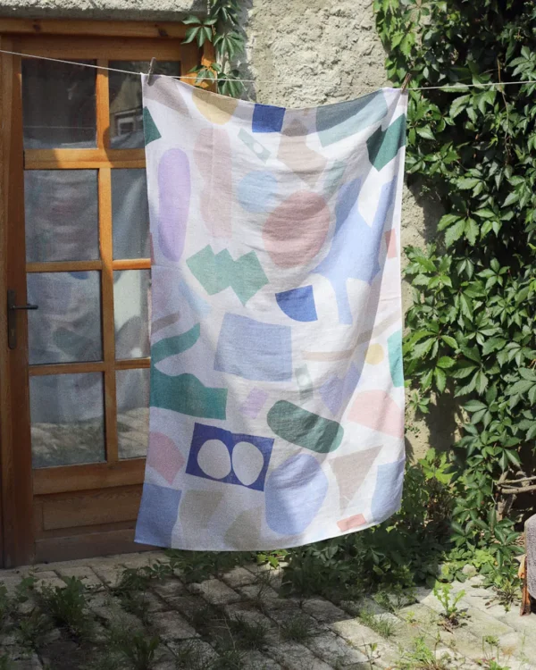 Soft shapes table cloth